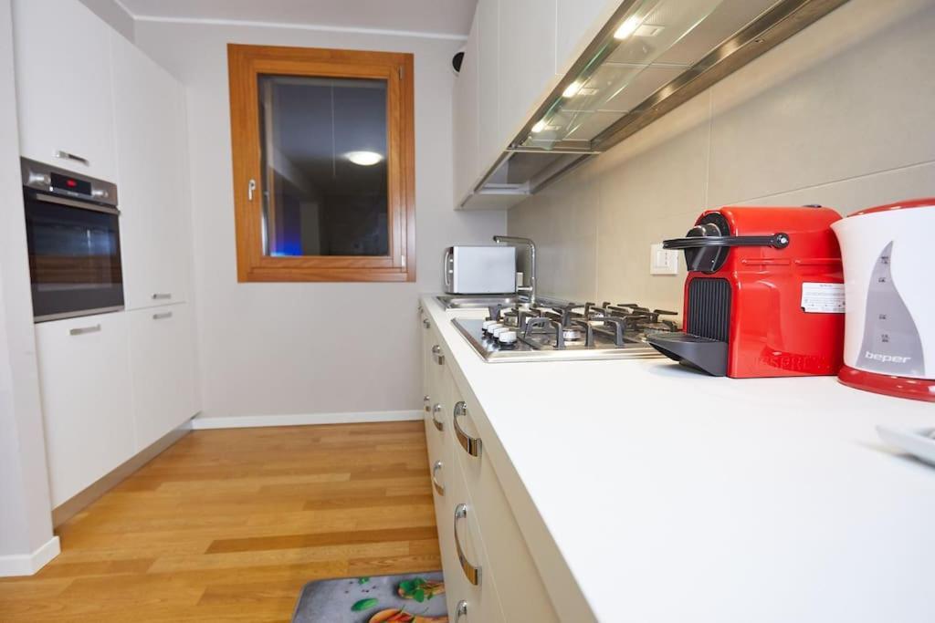 Center Aviano Comfort Suite Free Parking Wifi ภายนอก รูปภาพ