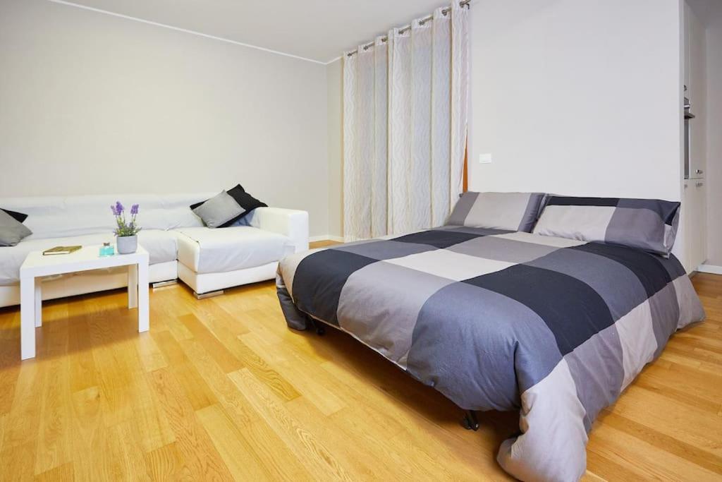 Center Aviano Comfort Suite Free Parking Wifi ภายนอก รูปภาพ