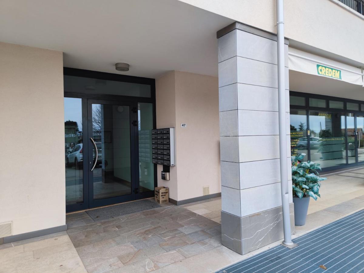 Center Aviano Comfort Suite Free Parking Wifi ภายนอก รูปภาพ